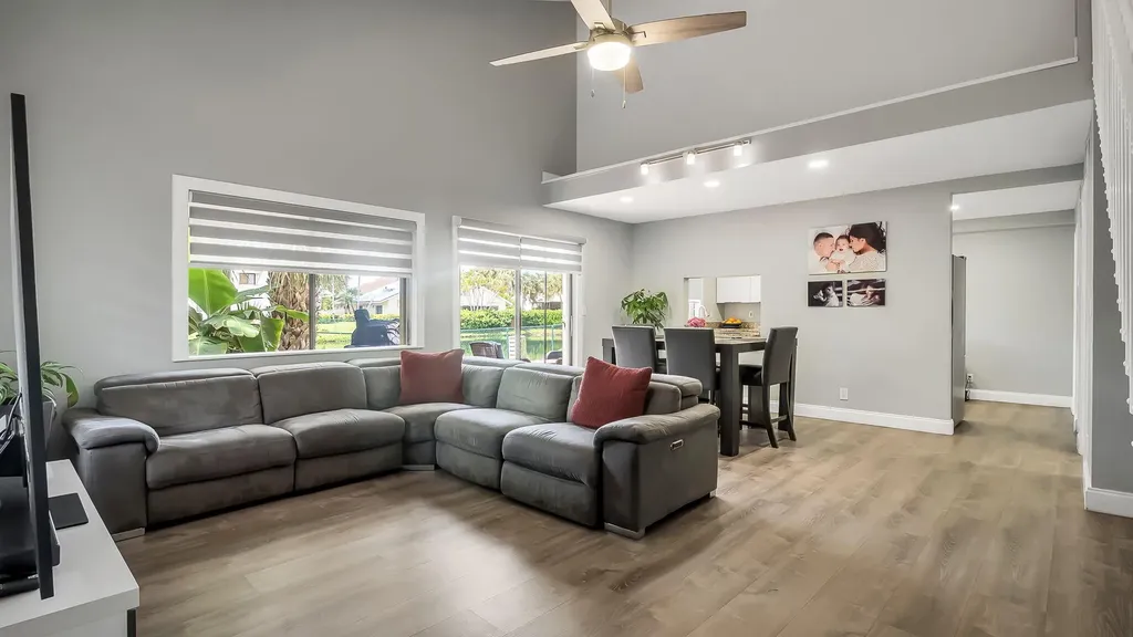 10244 NW 33rd Place Sunrise FL 33351