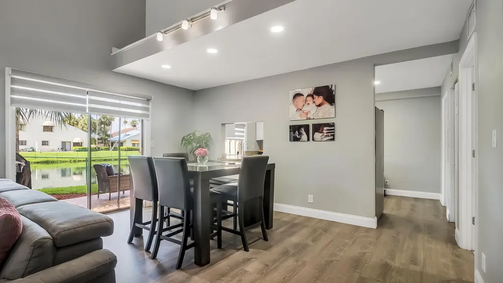 10244 NW 33rd Place Sunrise FL 33351