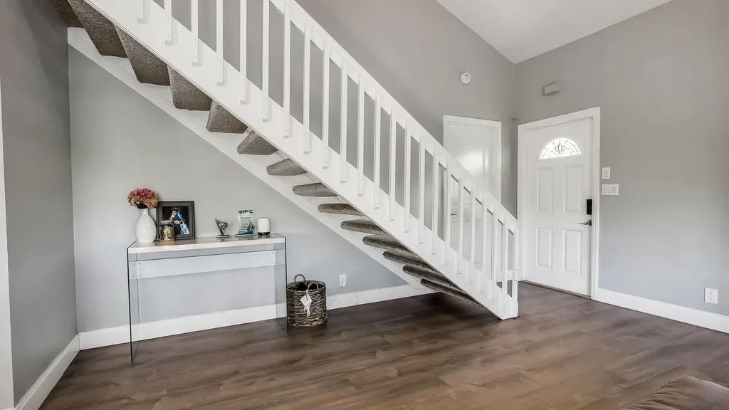 10244 NW 33rd Place Sunrise FL 33351