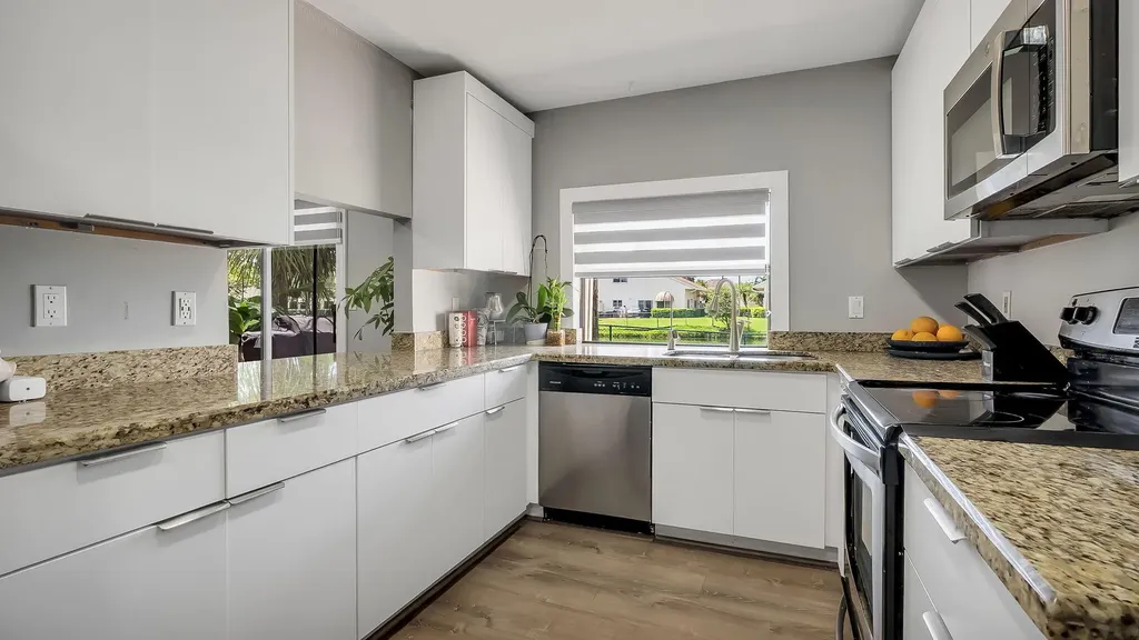 10244 NW 33rd Place Sunrise FL 33351