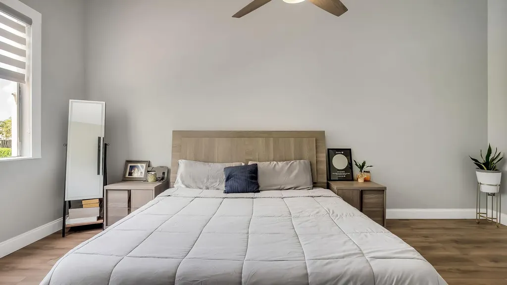 10244 NW 33rd Place Sunrise FL 33351