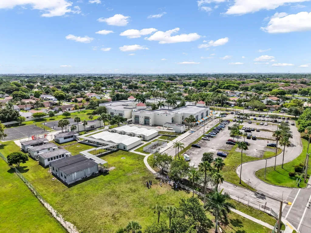 10244 NW 33rd Place Sunrise FL 33351