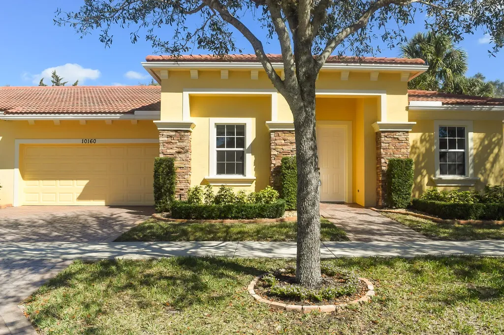 10160 SW Canossa Way Port St Lucie FL 34986