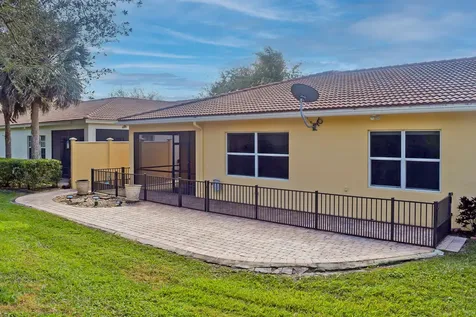 10160 SW Canossa Way Port St Lucie FL 34986