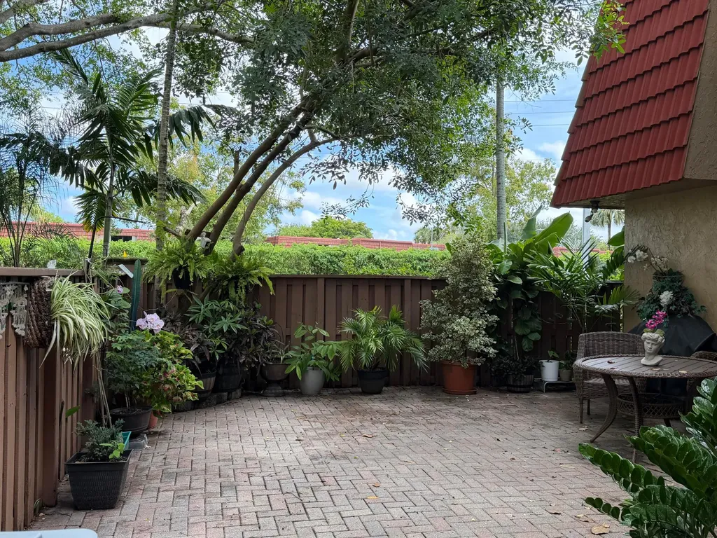 8159 Severn Drive Boca Raton FL 33433