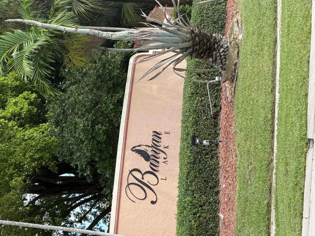 8159 Severn Drive Boca Raton FL 33433
