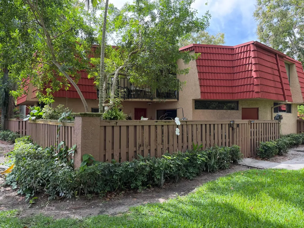 8159 Severn Drive Boca Raton FL 33433