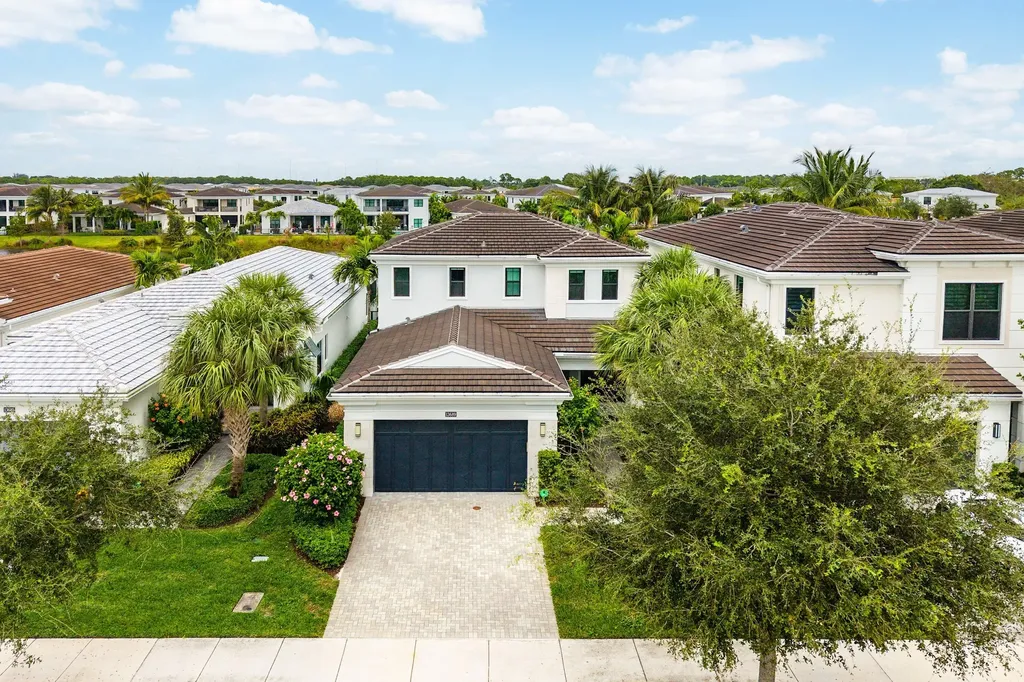 13689 Artisan Circle Palm Beach Gardens FL 33418