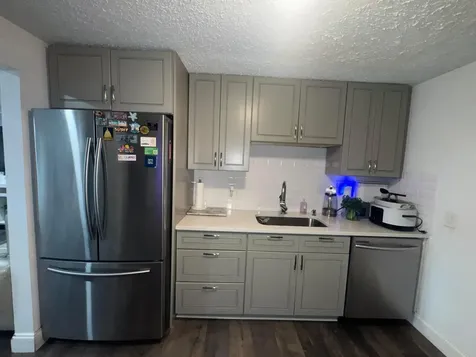 4328 Pine Street West Palm Beach FL 33406