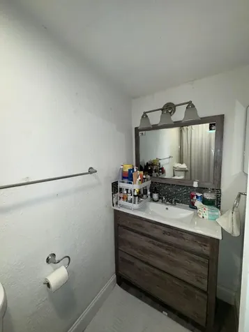 4328 Pine Street West Palm Beach FL 33406