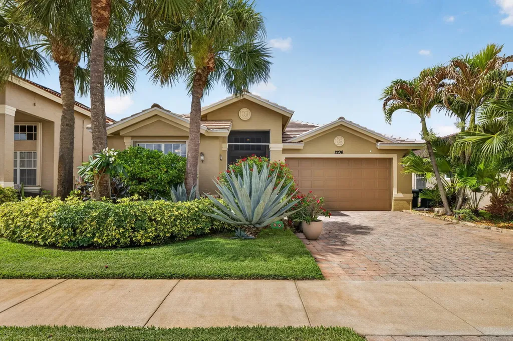 2206 Newport Isle Boulevard Port St Lucie FL 34953