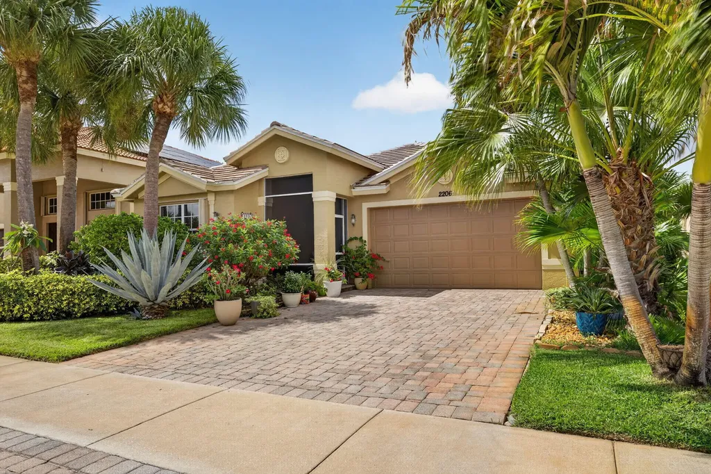 2206 Newport Isle Boulevard Port St Lucie FL 34953