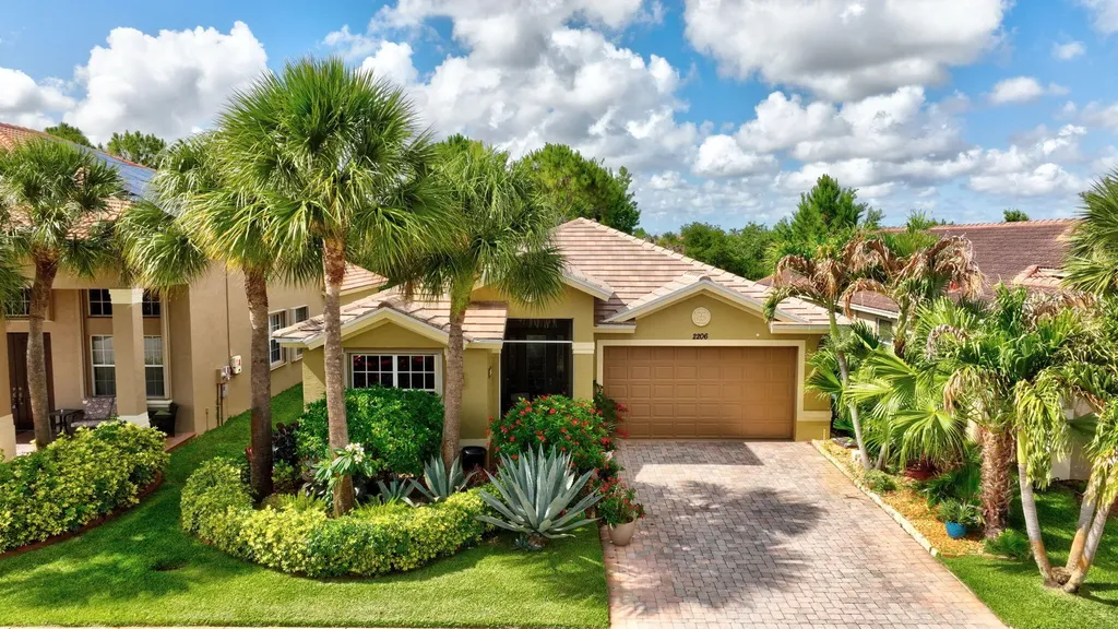 2206 Newport Isle Boulevard Port St Lucie FL 34953