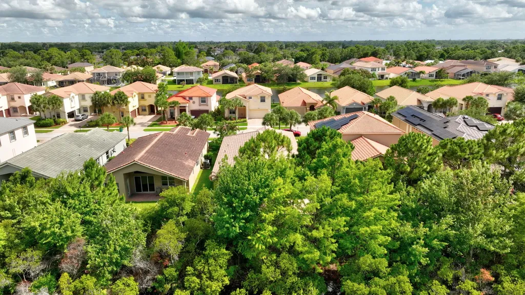 2206 Newport Isle Boulevard Port St Lucie FL 34953