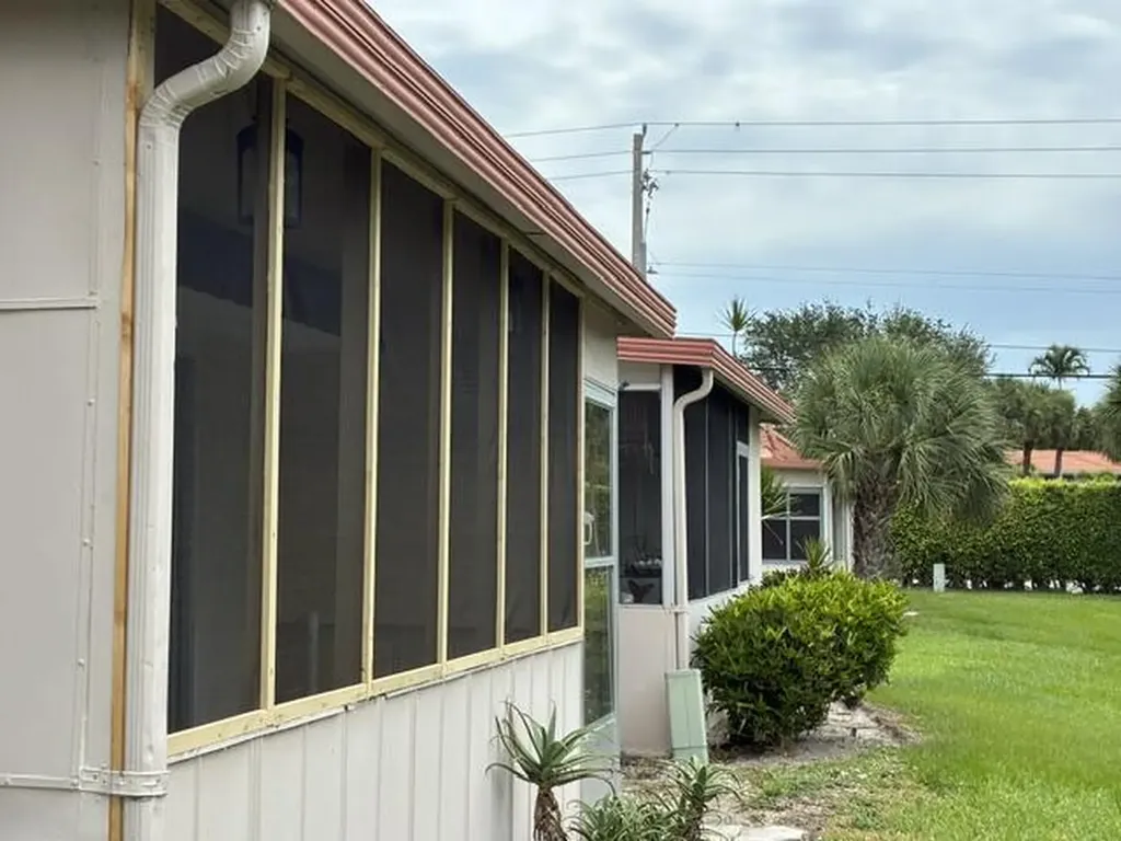 126 E Seville E Delray Beach FL 33446