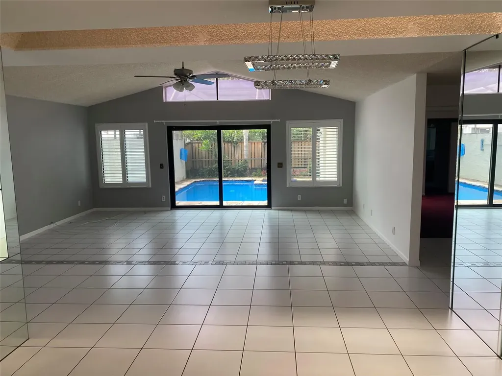 9760 NW 18th Drive Plantation FL 33322