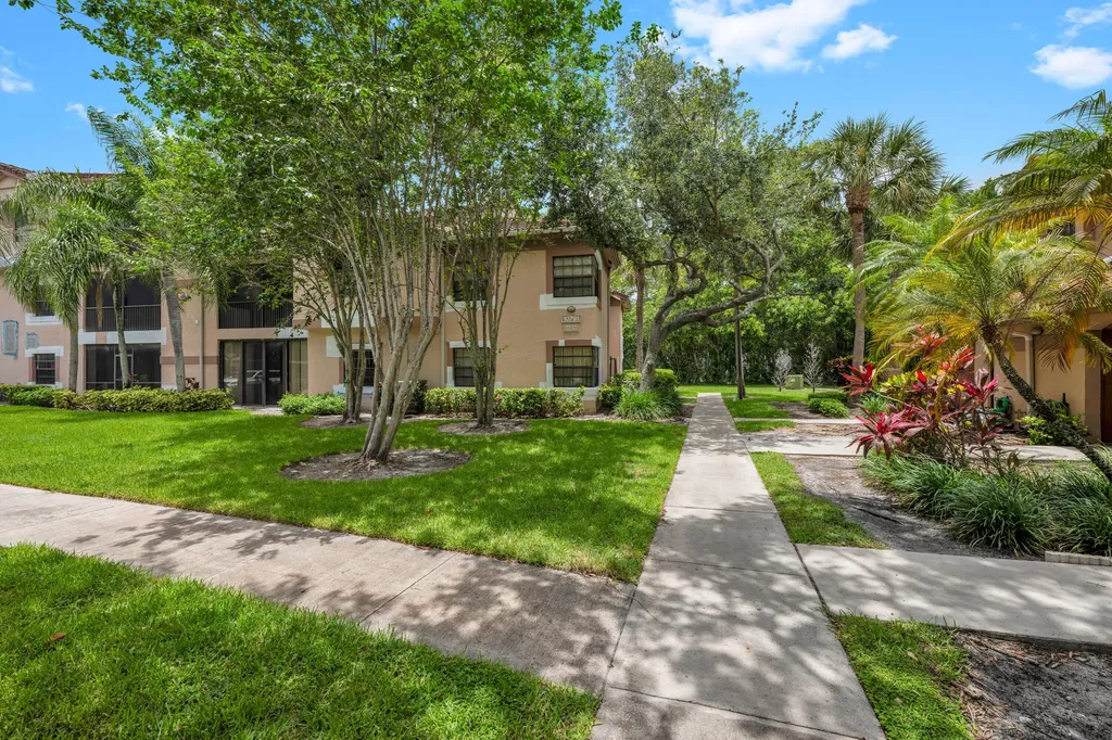 10791 NW 14th Street Plantation FL 33322