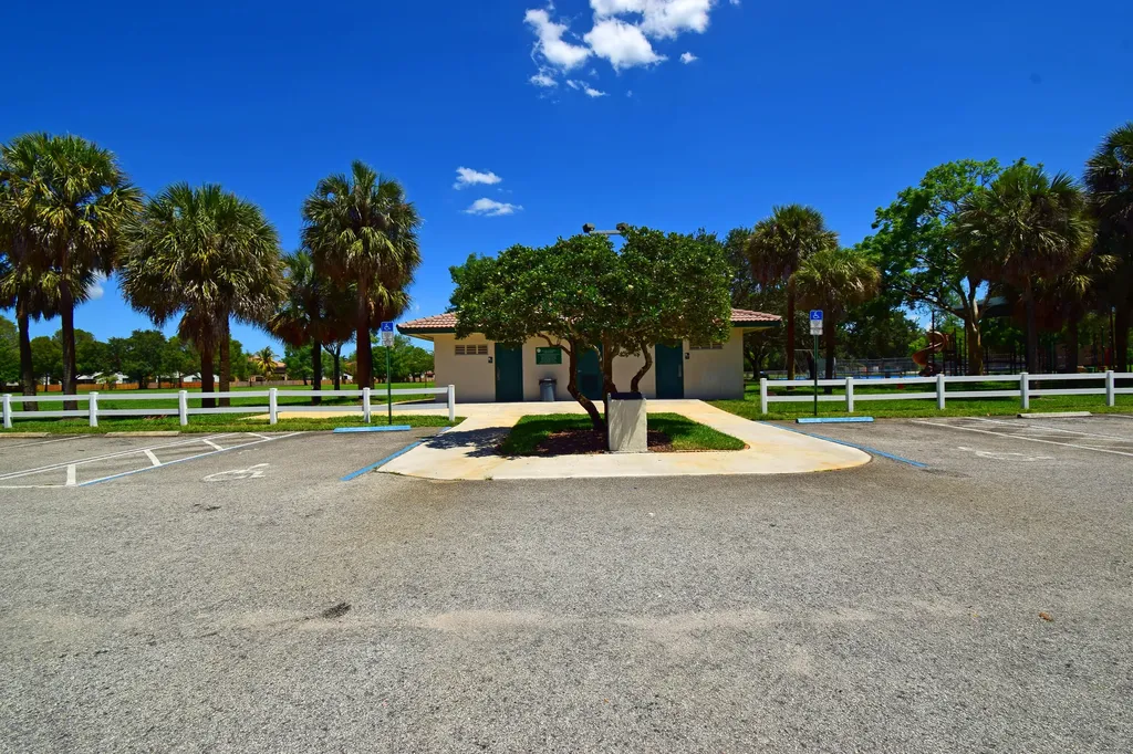 10791 NW 14th Street Plantation FL 33322