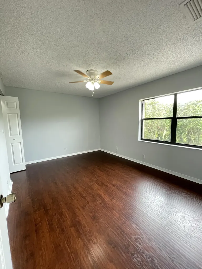 16344 Country Lake Circle Delray Beach FL 33484