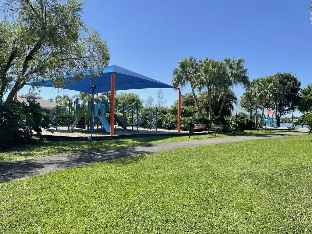 16344 Country Lake Circle Delray Beach FL 33484