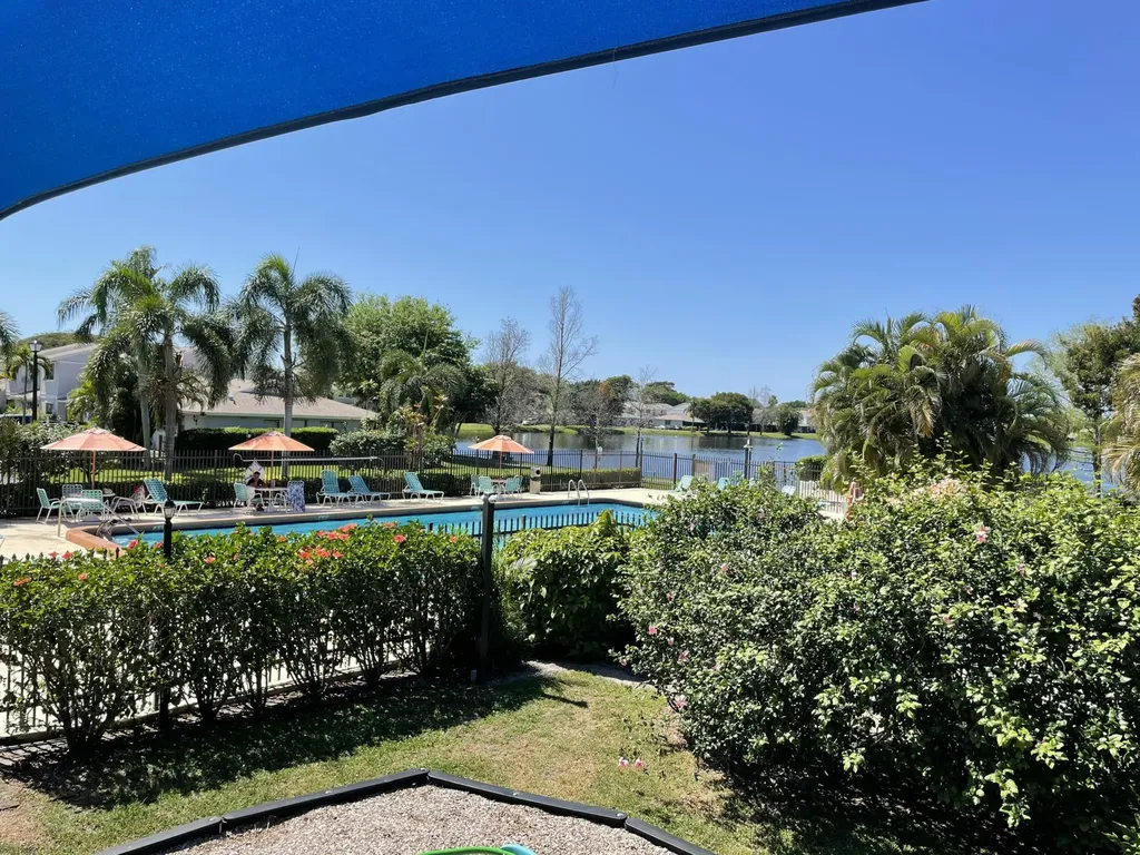 16344 Country Lake Circle Delray Beach FL 33484