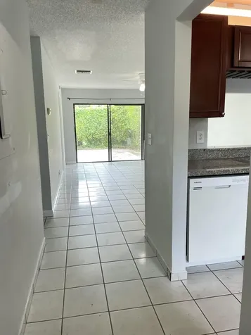 16344 Country Lake Circle Delray Beach FL 33484