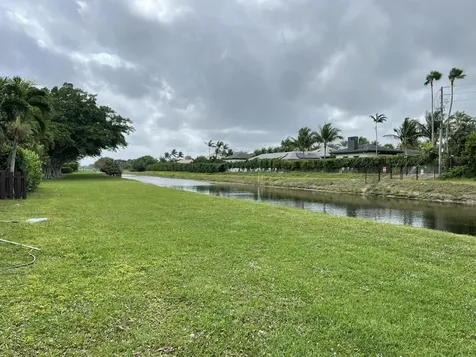 16344 Country Lake Circle Delray Beach FL 33484