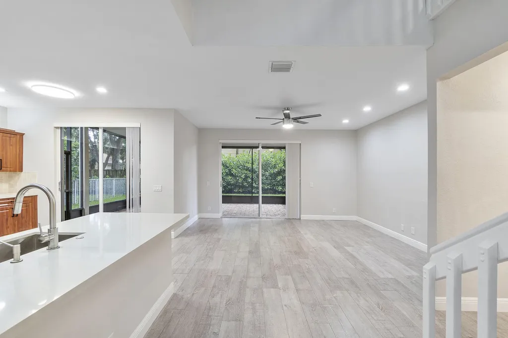 6364 NW 78th Drive Parkland FL 33067