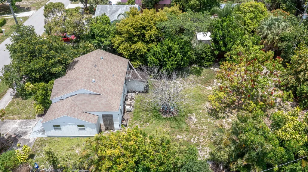 229 SW 4th Avenue Delray Beach FL 33444