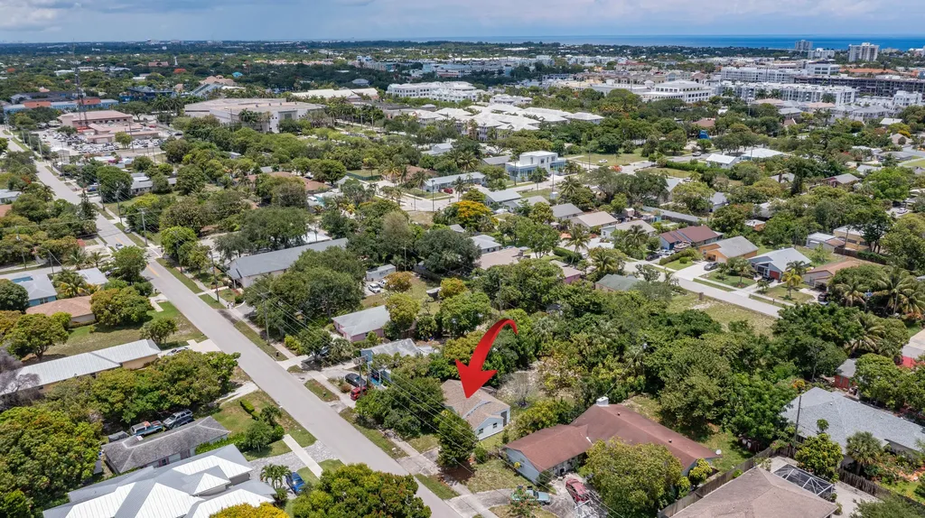 229 SW 4th Avenue Delray Beach FL 33444
