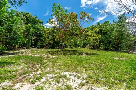 229 SW 4th Avenue Delray Beach FL 33444