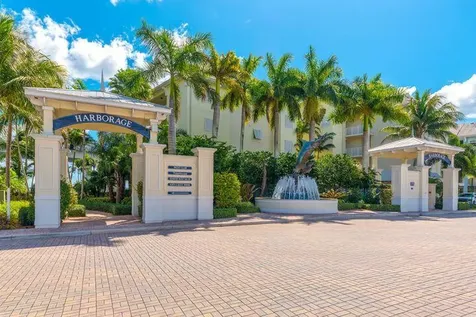 875 NW Flagler Avenue Stuart FL 34994