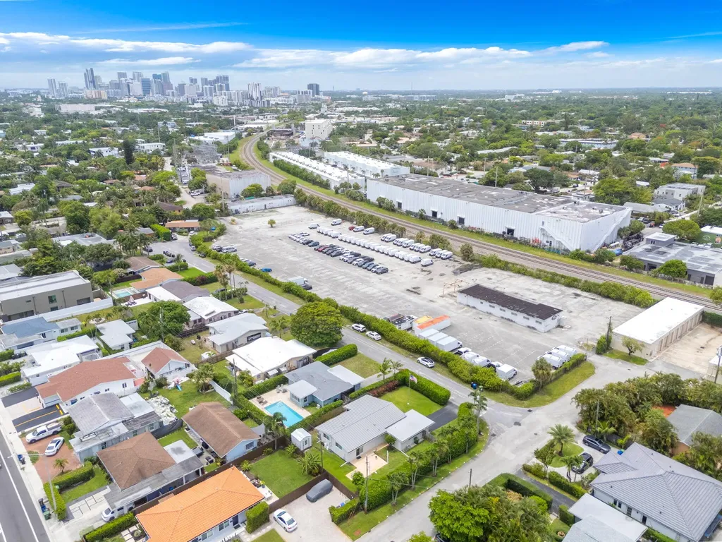 1608 NE 14th Terrace Fort Lauderdale FL 33305