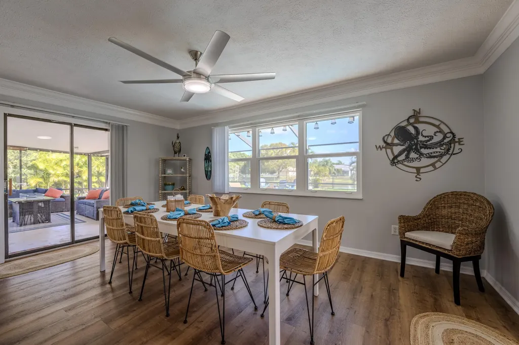 2513 SE Hallahan Street Port St Lucie FL 34952