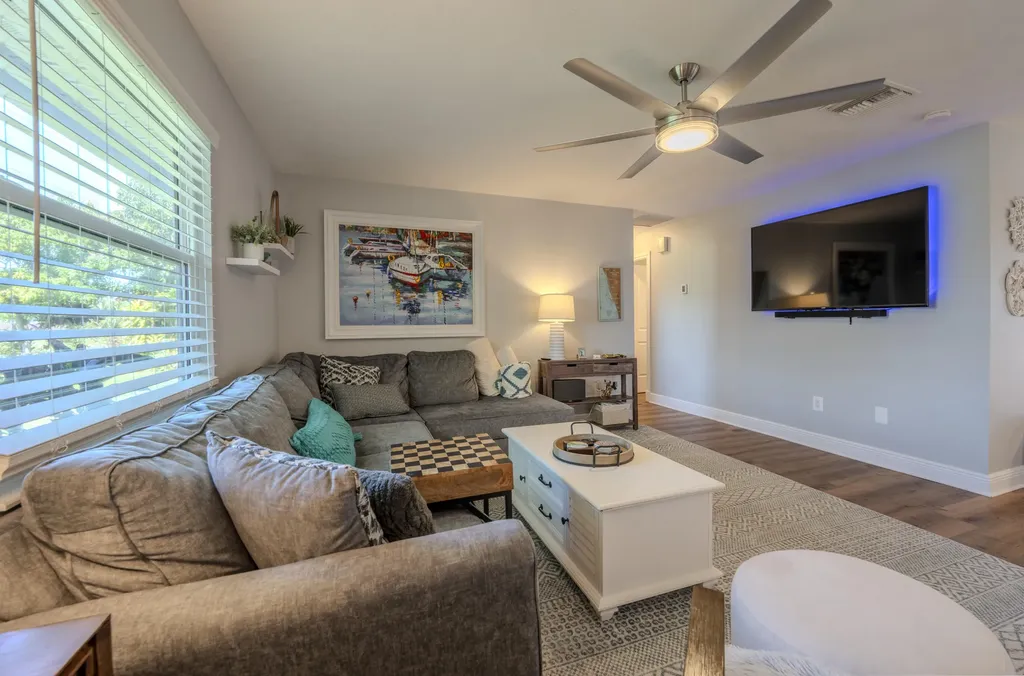 2513 SE Hallahan Street Port St Lucie FL 34952