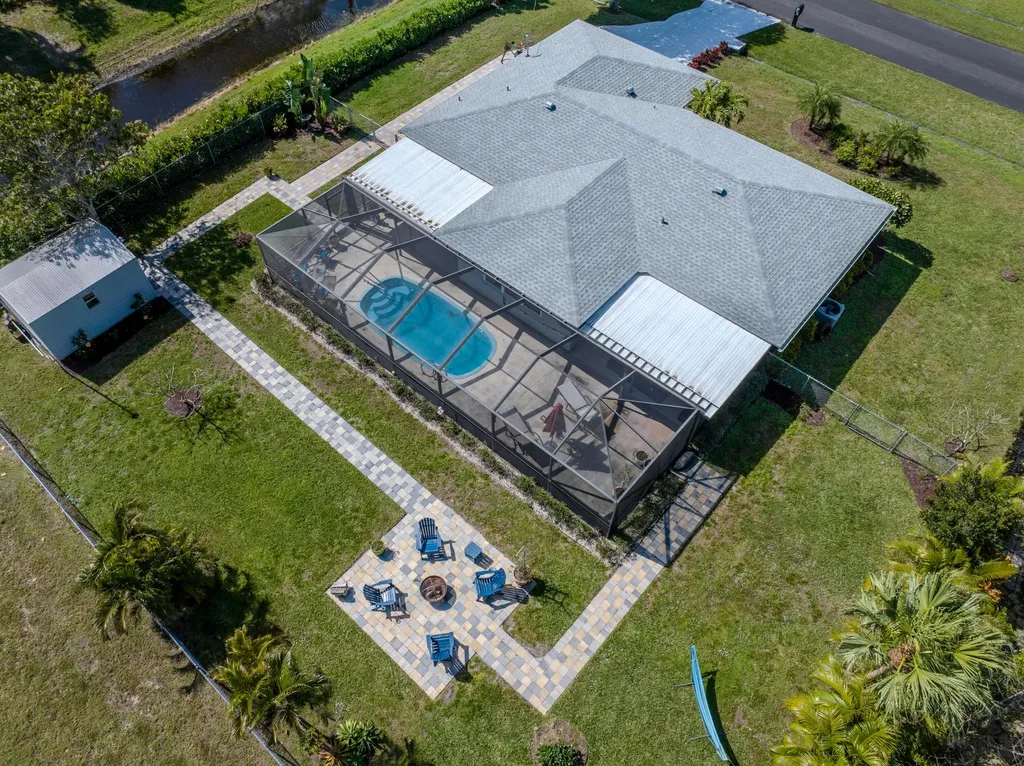 2513 SE Hallahan Street Port St Lucie FL 34952