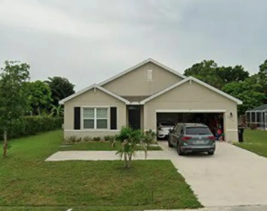 5015 NW North Macedo Boulevard Port St Lucie FL 34983