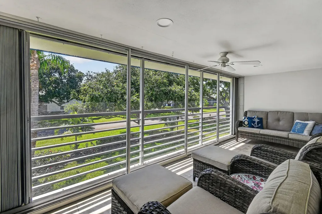 9 Garden Street Tequesta FL 33469