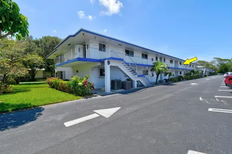 9 Garden Street Tequesta FL 33469