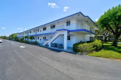 9 Garden Street Tequesta FL 33469