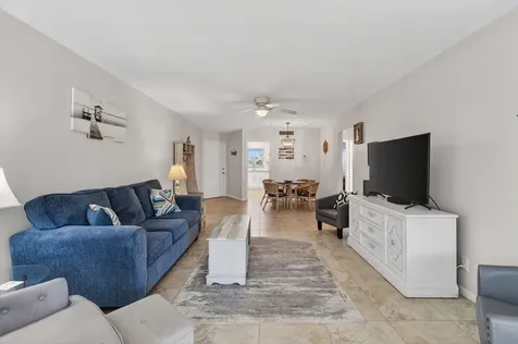 9 Garden Street Tequesta FL 33469