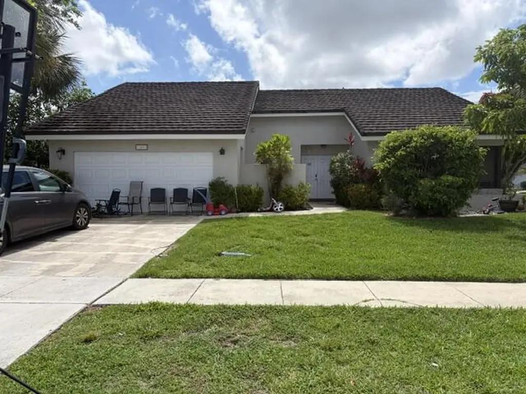 22051 Montoya Drive Boca Raton FL 33433
