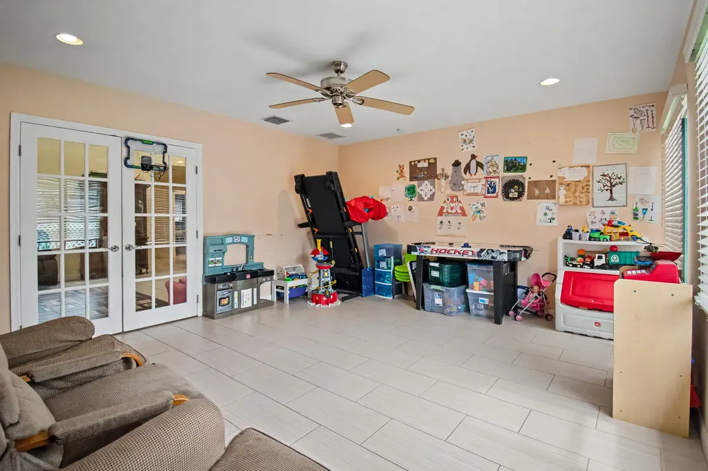 22051 Montoya Drive Boca Raton FL 33433