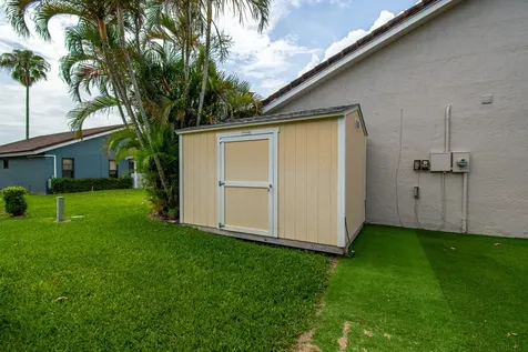 22051 Montoya Drive Boca Raton FL 33433