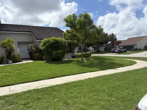 22051 Montoya Drive Boca Raton FL 33433