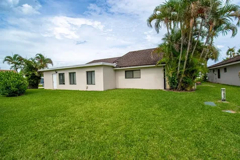 22051 Montoya Drive Boca Raton FL 33433