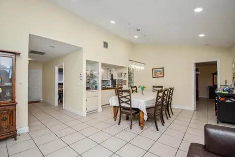 22051 Montoya Drive Boca Raton FL 33433