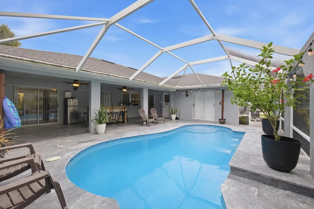 685 SW Post Terrace Port St Lucie FL 34953