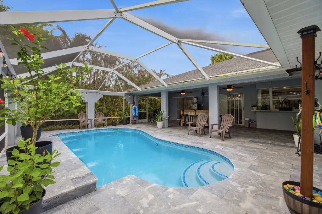 685 SW Post Terrace Port St Lucie FL 34953