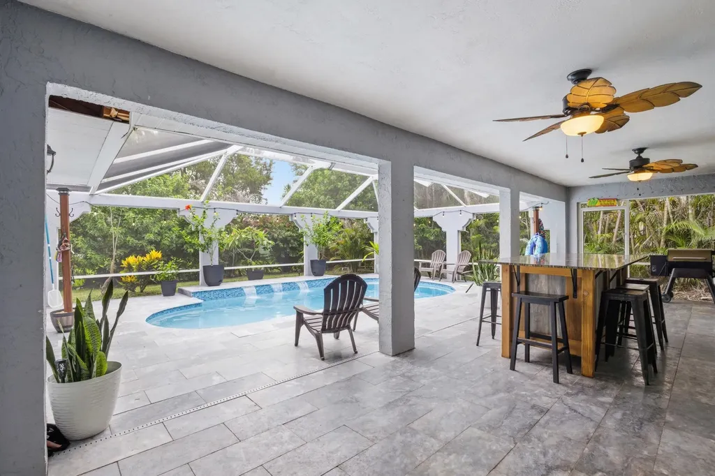 685 SW Post Terrace Port St Lucie FL 34953
